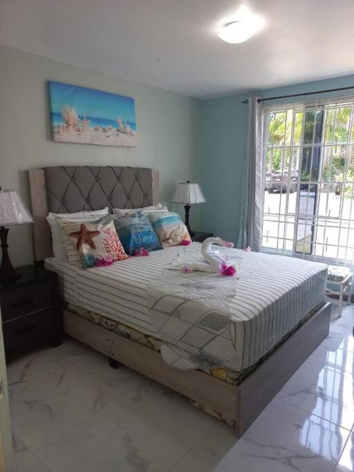 Sea Castles La Vue Apartment Montego Bay Ngoại thất bức ảnh